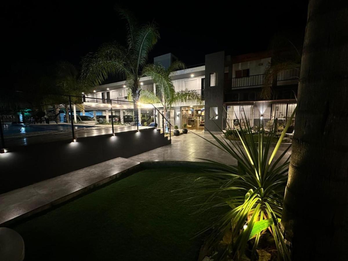 Hotel Posada Del Angel Villa Carlos Paz Bagian luar foto